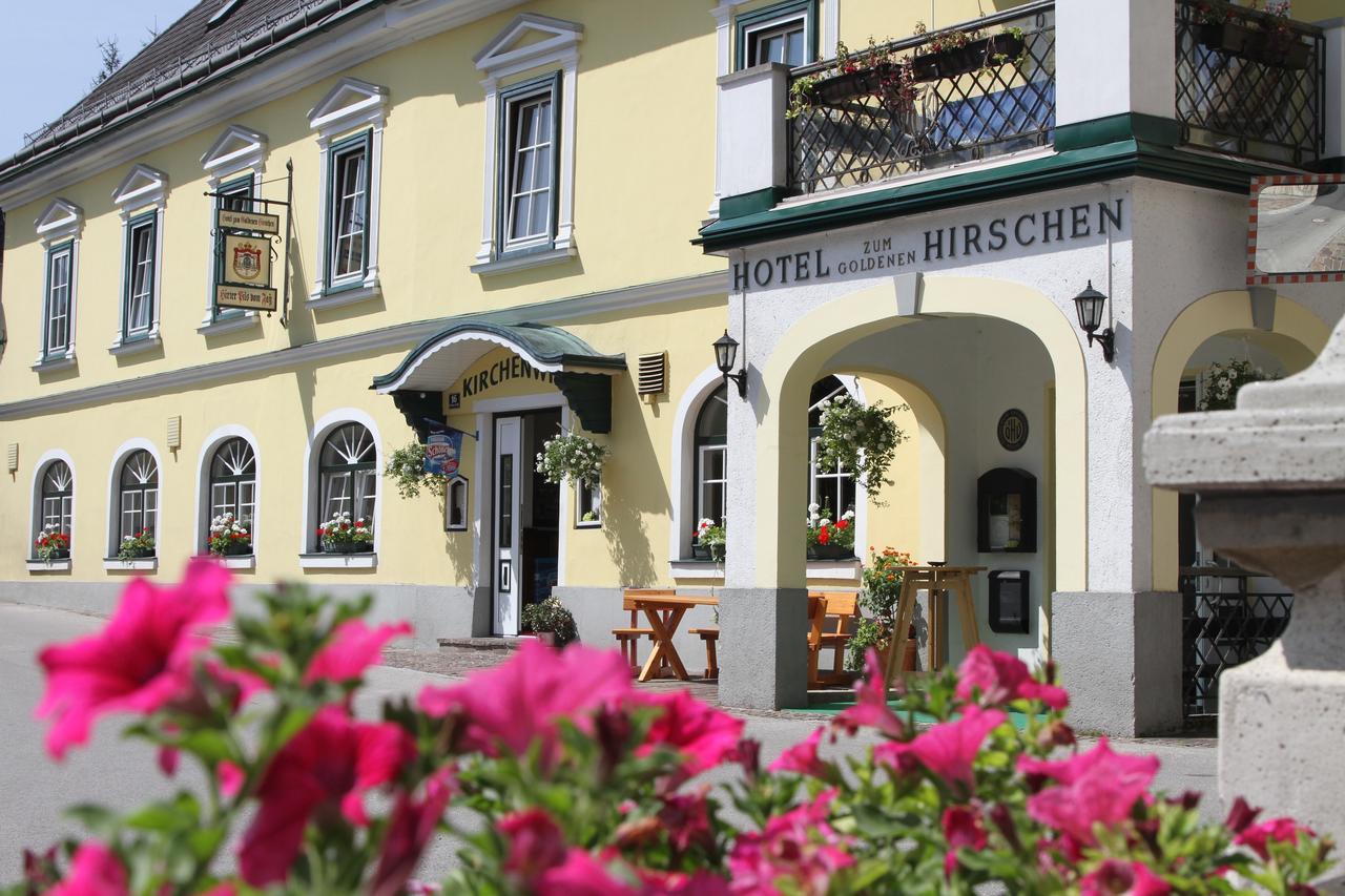 Hotel Zum Goldenen Hirschen Goestling an der Ybbs Exterior photo